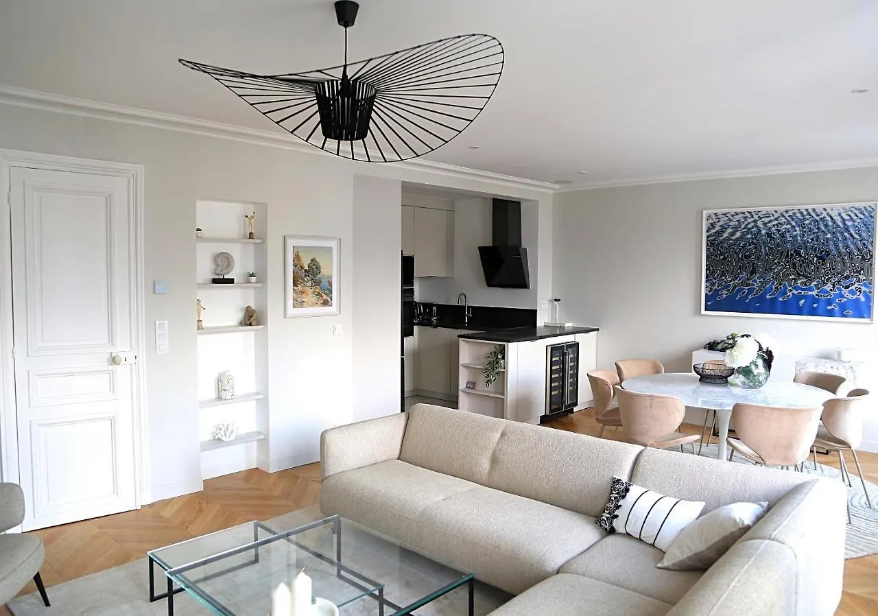 Le Ciel De - Montparnasse & Jardin Du Luxembourg B&B *