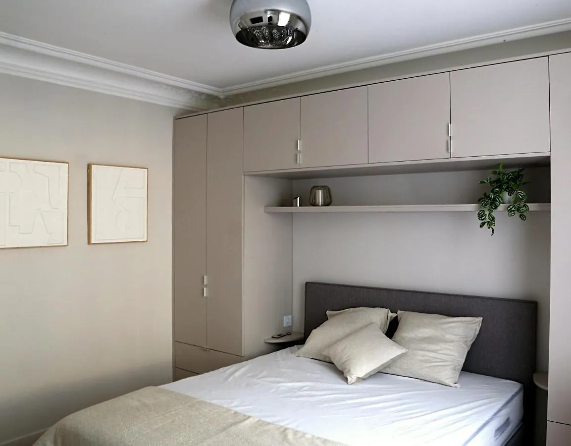 B&B Le Ciel De - Montparnasse & Jardin Du Luxembourg